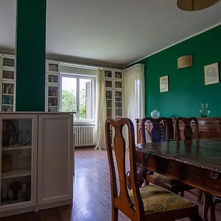 Fee4me Cozy House On The Appartement *